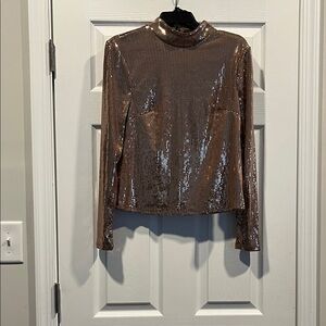 Cara Santana x Nine‎ West Elegant Gold Sequin Blouse.Size M